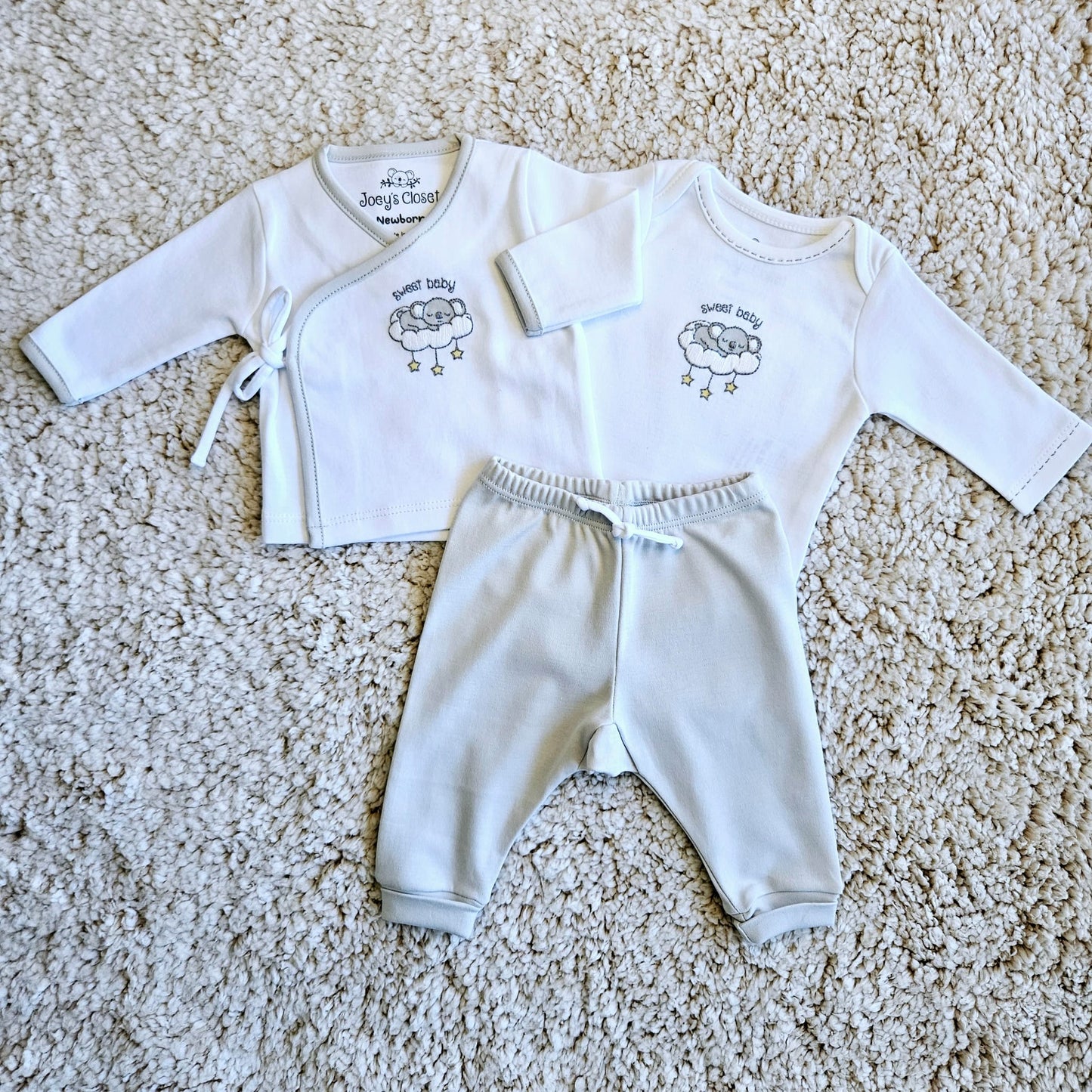 Unisex Baby Hypoallergenic Long Sleeve Bodysuit | Soft and Gentle Pima Cotton | Joeyscloset.com